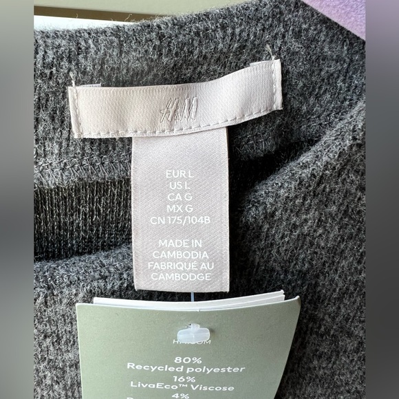 H&M - NWT - Large - Gray Long Sleeve Dress - Picture 5 of 7